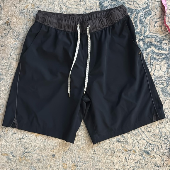 Legend Discovery Short L - Picture 1 of 5